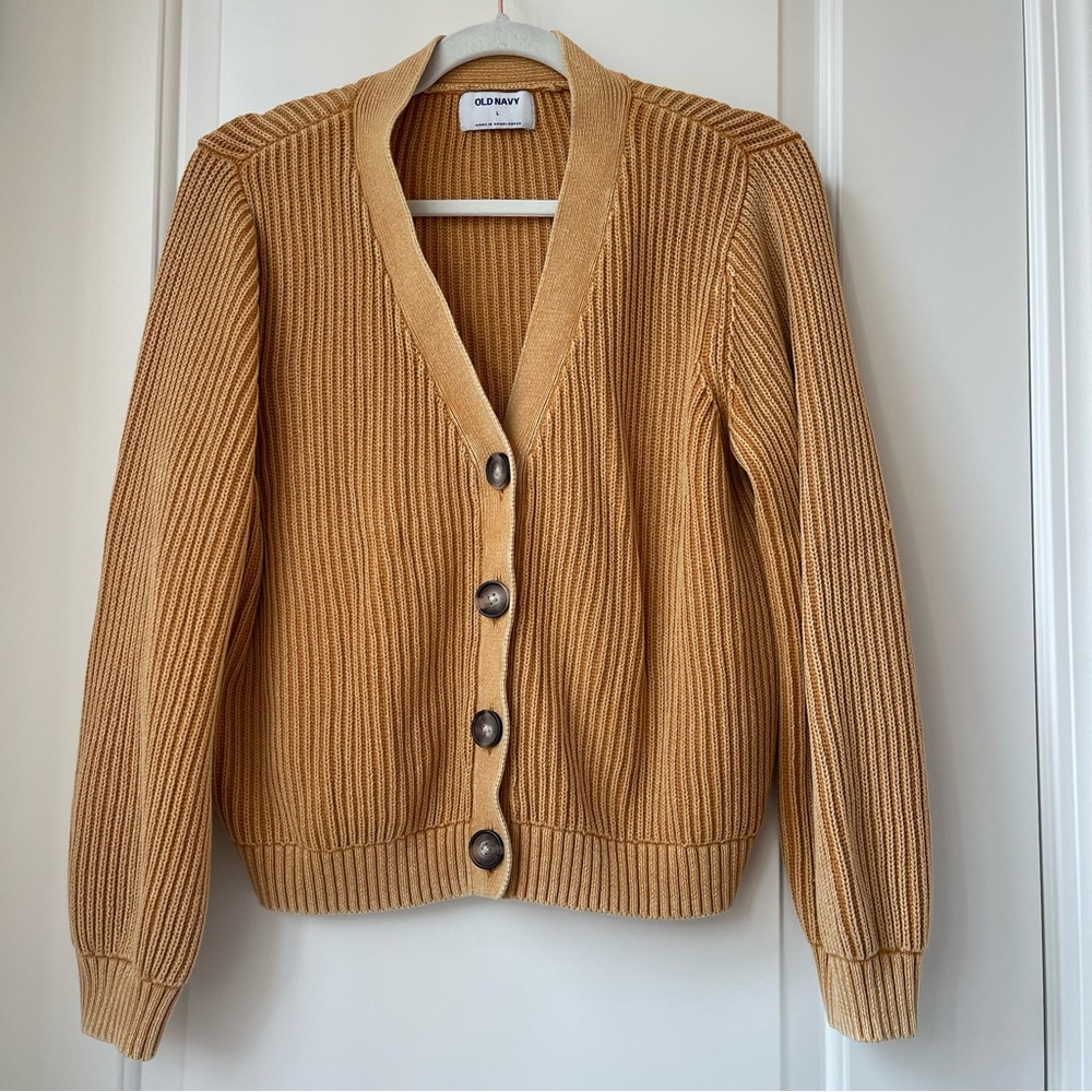 Old navy acid washed cropped sweater in mustard/goldenrod size large